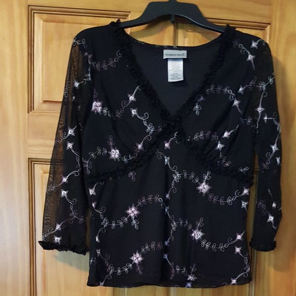 Blouse Black Floral Women's Size Medium - Picture 3 of 15
